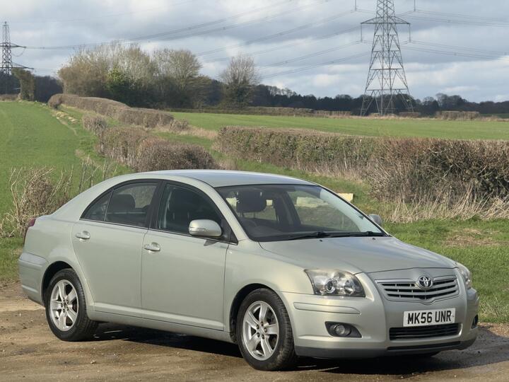 Toyota Avensis 1.8 VVT-i T3-X 5dr