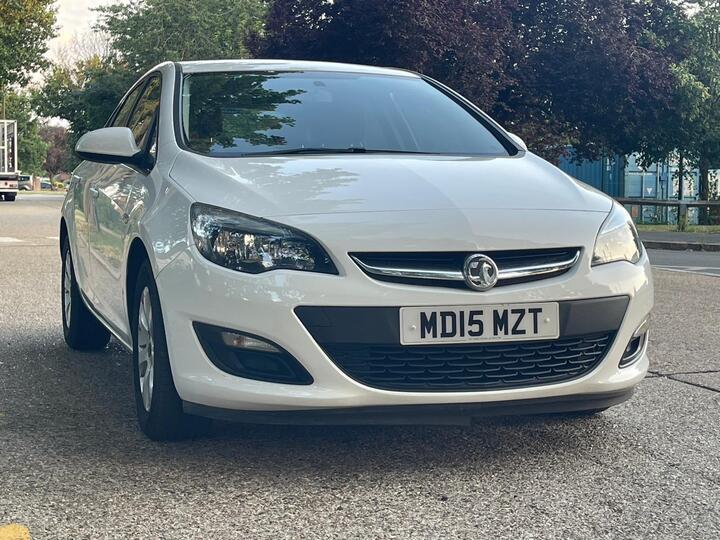 Vauxhall Astra 1.4i Design Euro 6 5dr