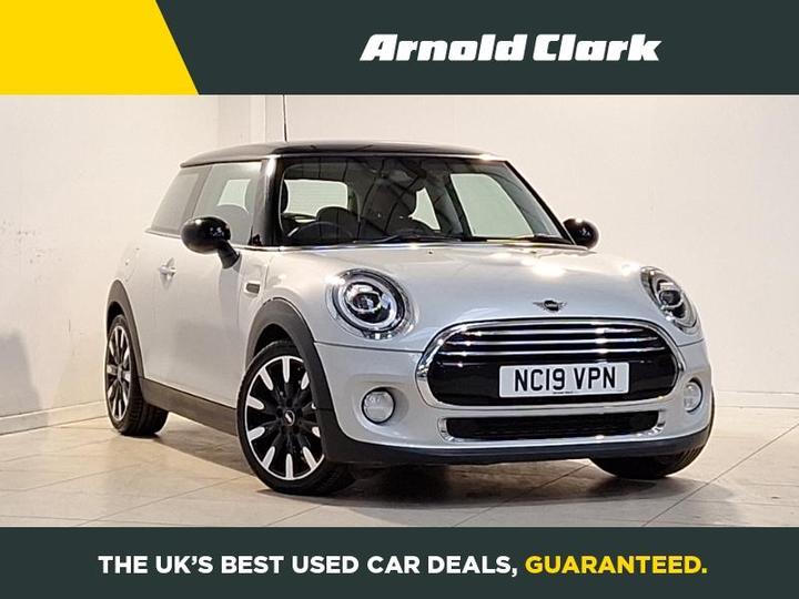 MINI Hatch 1.5 Cooper Exclusive Steptronic Euro 6 (s/s) 3dr