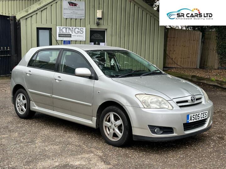 Toyota Corolla 1.6 VVT-i Colour Collection 5dr Toyota Corolla 1.6 VVT-i Colour Collection 5dr