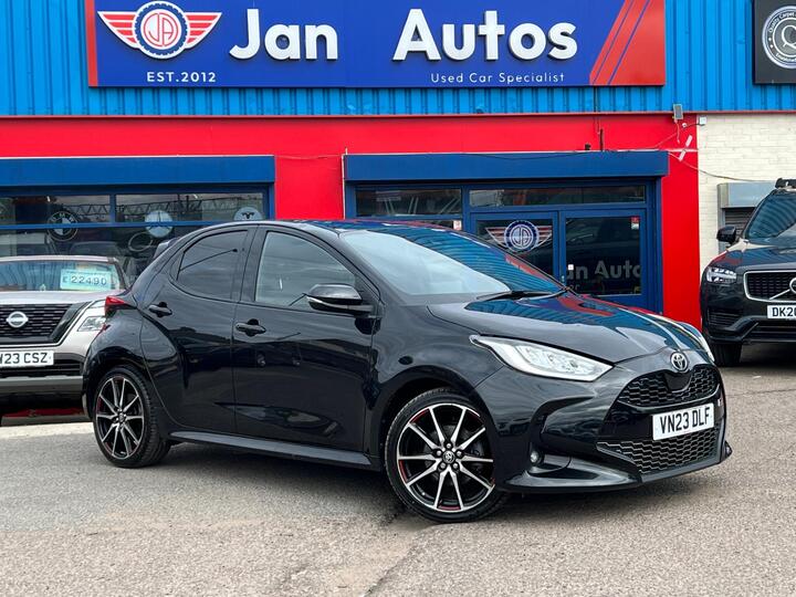 Toyota Yaris 1.5 VVT-h GR SPORT E-CVT Euro 6 (s/s) 5dr