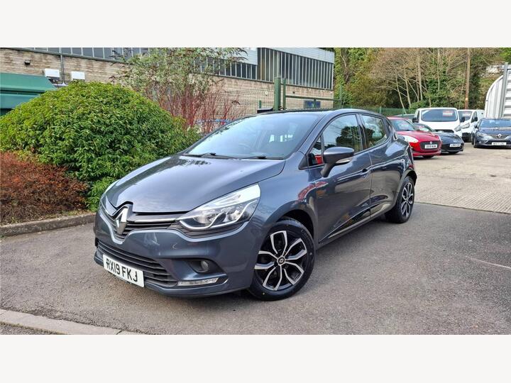 Renault Clio 1.5 DCi Play Euro 6 (s/s) 5dr Renault Clio 1.5 DCi Play Euro 6 (s/s) 5dr