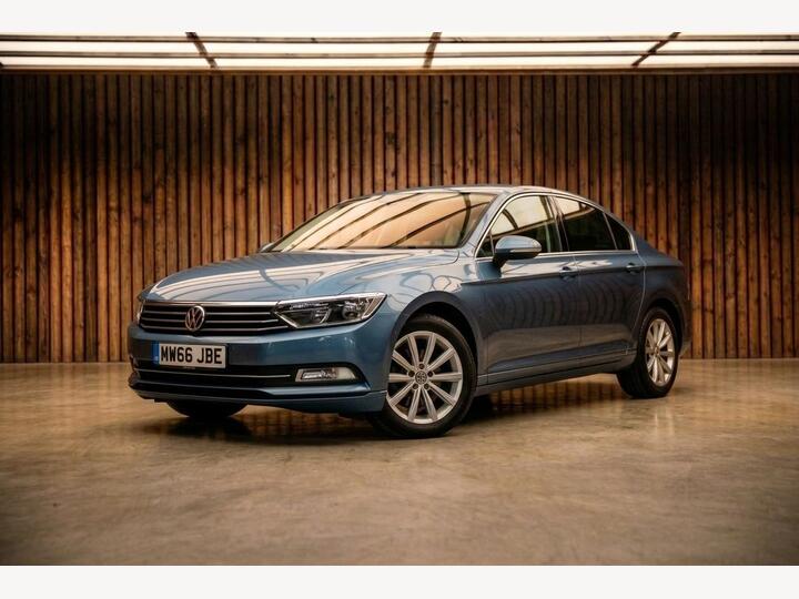 Volkswagen PASSAT 2.0 TDI BlueMotion Tech SE Business Euro 6 (s/s) 4dr