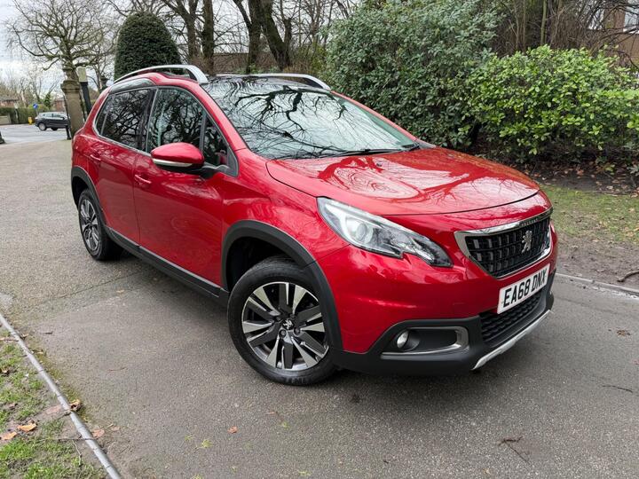 Peugeot 2008 1.2 PureTech Allure Premium Euro 6 (s/s) 5dr Peugeot 2008 1.2 PureTech Allure Premium Euro 6 (s/s) 5dr