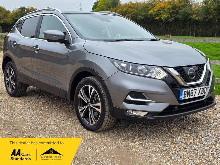 Nissan Qashqai 1.2 DIG-T N-Connecta Euro 6 (s/s) 5dr