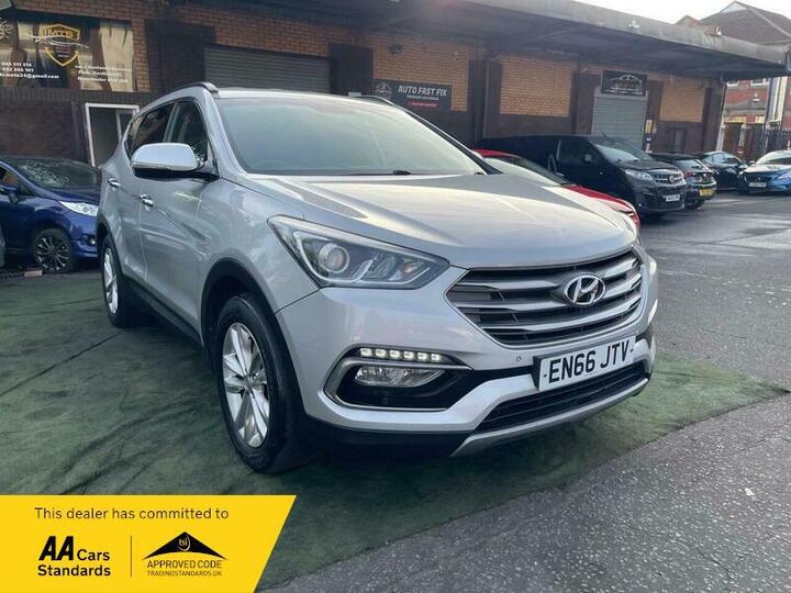 Hyundai Santa Fe 2.2 CRDi Blue Drive Premium Auto 4WD Euro 6 (s/s) 5dr (7 Seat) Hyundai Santa Fe 2.2 CRDi Blue Drive Premium Auto 4WD Euro 6 (s/s) 5dr (7 Seat)