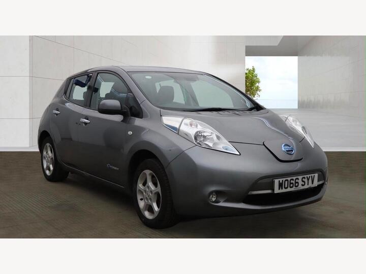 Nissan Leaf 30kWh Acenta Auto 5dr