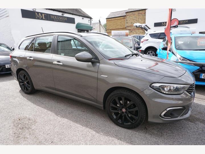 Fiat Tipo 1.6 MultiJetII Lounge Euro 6 (s/s) 5dr