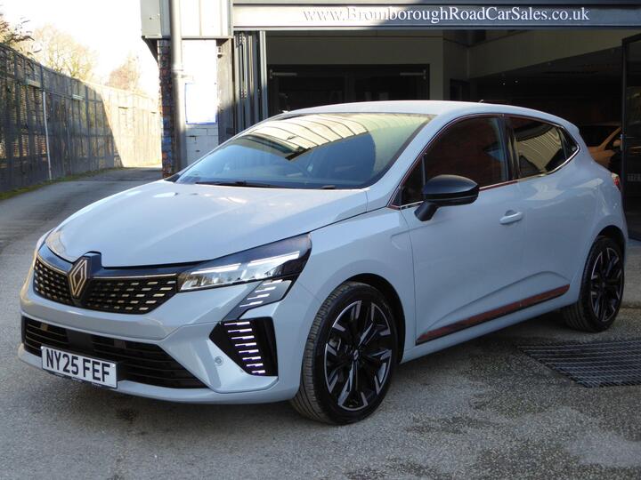 Renault Clio 1.0 TCe Techno Euro 6 (s/s) 5dr