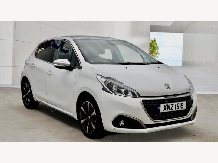 Peugeot 208 1.2 PureTech Allure Premium Euro 6 5dr