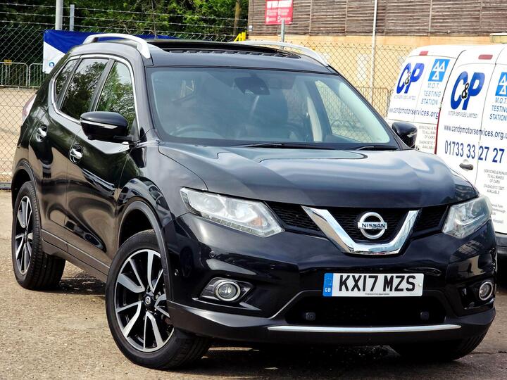 Nissan X-Trail 1.6 DCi Tekna Euro 6 (s/s) 5dr Nissan X-Trail 1.6 DCi Tekna Euro 6 (s/s) 5dr