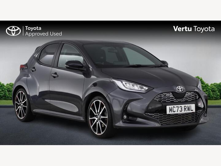 Toyota Yaris 1.5 VVT-h GR SPORT E-CVT Euro 6 (s/s) 5dr