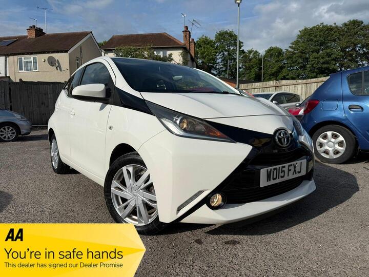Toyota AYGO 1.0 VVT-i X-pression X-wave Euro 5 5dr Euro 5