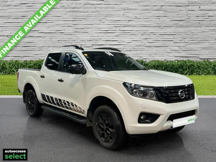 Nissan NAVARA 2.3 DCi N-Guard Auto 4WD Euro 6 4dr
