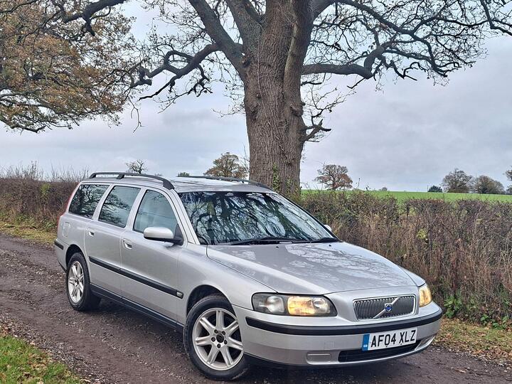 Volvo V70 2.4 S 5dr