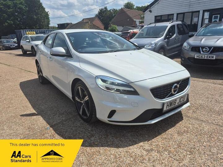 Volvo V40 2.0 T3 R-Design Nav Plus Euro 6 (s/s) 5dr