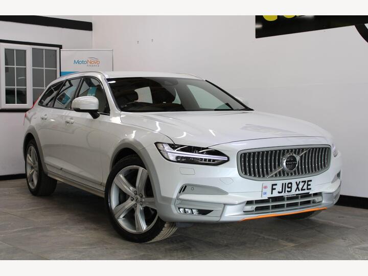 Volvo V90 Cross Country 2.0 D4 Volvo Ocean Race Auto AWD Euro 6 (s/s) 5dr