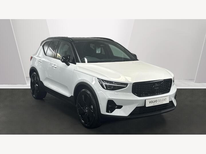 Volvo XC40 2.0 B3 MHEV Ultra Black Edition DCT Auto Euro 6 (s/s) 5dr