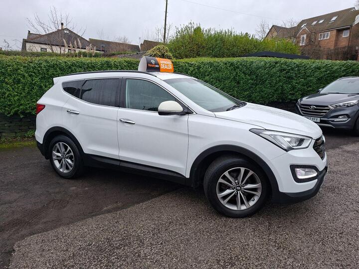 Hyundai Santa Fe 2.2 CRDi Premium 4WD Euro 5 5dr (5 Seat) Hyundai Santa Fe 2.2 CRDi Premium 4WD Euro 5 5dr (5 Seat)
