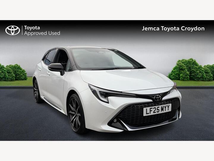 Toyota Corolla 1.8 VVT-h GR SPORT CVT Euro 6 (s/s) 5dr Toyota Corolla 1.8 VVT-h GR SPORT CVT Euro 6 (s/s) 5dr
