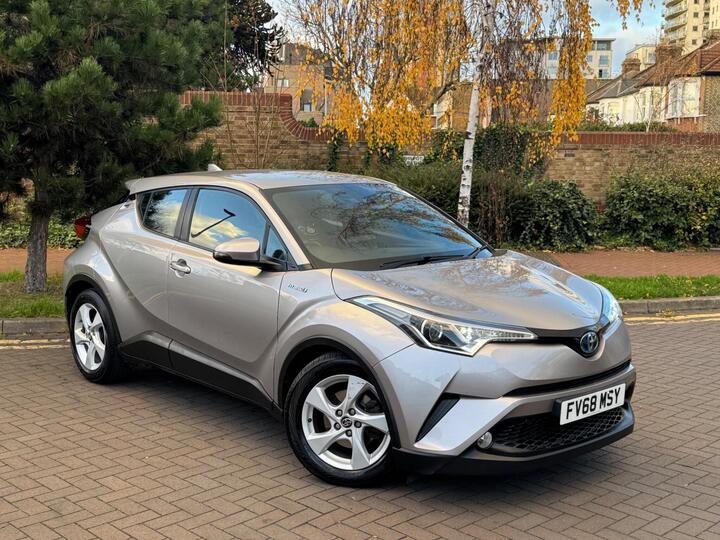 Toyota C-HR 1.8 VVT-h Icon CVT Euro 6 (s/s) 5dr