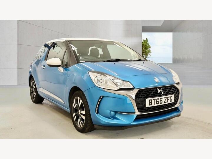DS AUTOMOBILES DS 3 1.2 PureTech Chic Euro 6 3dr DS AUTOMOBILES DS 3 1.2 PureTech Chic Euro 6 3dr