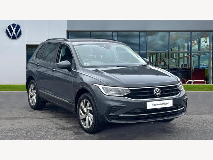 Volkswagen Tiguan 1.5 TSI Life DSG Euro 6 (s/s) 5dr