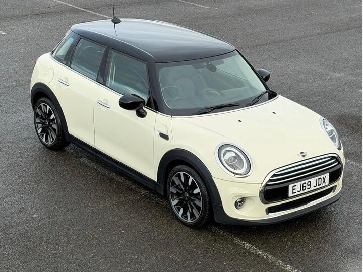 MINI Hatch 1.5 Cooper Exclusive Steptronic Euro 6 (s/s) 5dr