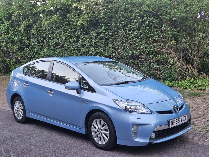 Toyota Prius 1.8 VVT-h CVT Euro 5 (s/s) 5dr