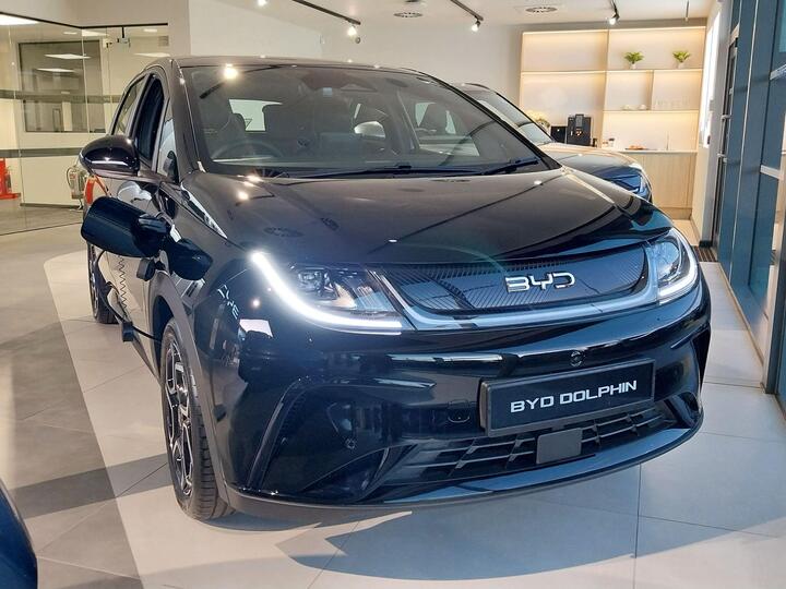 BYD Dolphin 60.48kWh Comfort Auto 5dr