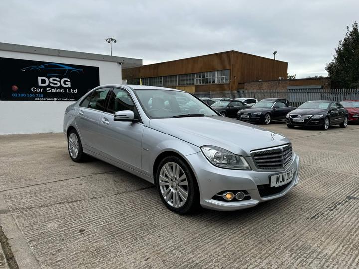 Mercedes-Benz C Class 2.1 C200 CDI BlueEfficiency Elegance G-Tronic+ Euro 5 (s/s) 4dr