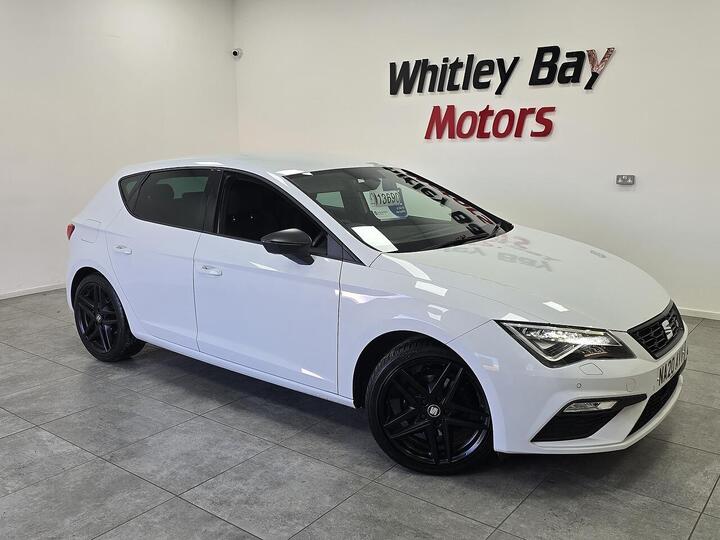 SEAT Leon 1.5 TSI EVO FR Black Edition Euro 6 (s/s) 5dr