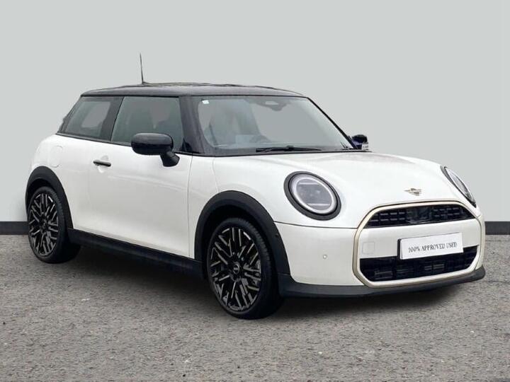 MINI COOPER 1.5C Exclusive Steptronic Euro 6 (s/s) 3dr