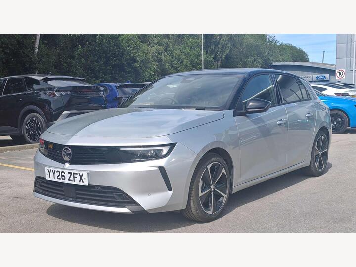 Vauxhall New Astra Griffin 1.2 130PS 6 Speed