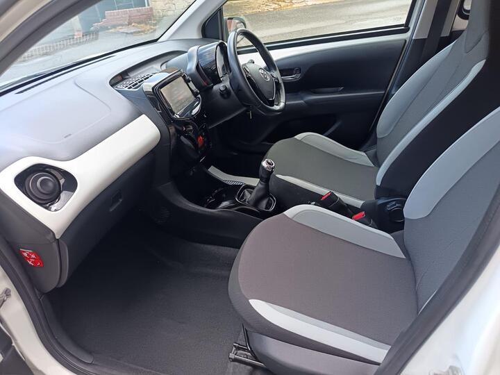Toyota AYGO 1.0 VVT-i X-press Euro 6 5dr