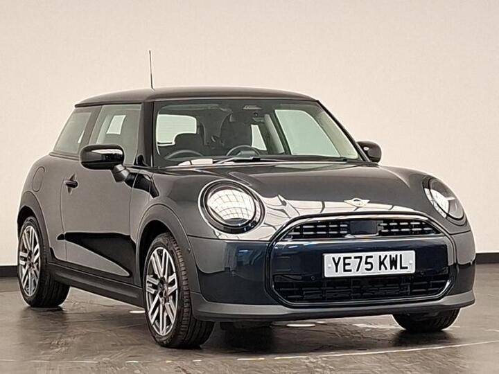 MINI Hatch 1.5C Classic Steptronic Euro 6 (s/s) 3dr