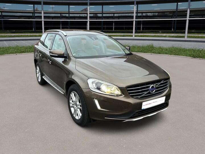 Volvo XC60 2.4 D5 SE Lux Nav AWD Euro 5 (s/s) 5dr