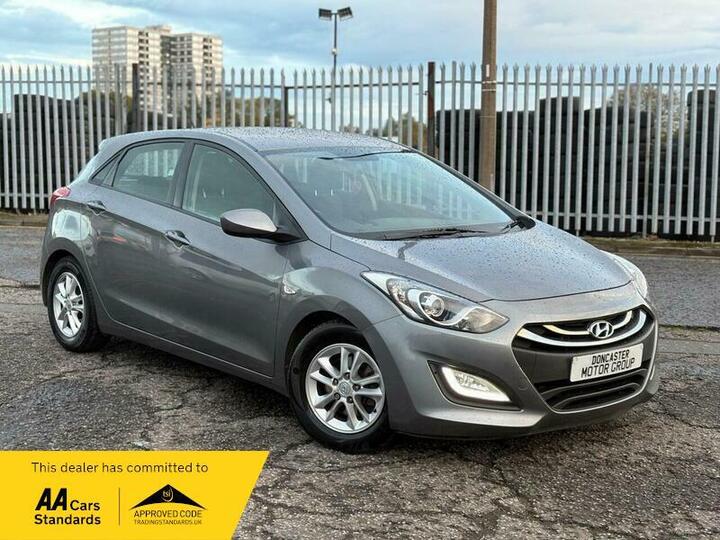 Hyundai I30 1.6 CRDi Blue Drive Active Euro 5 (s/s) 5dr Hyundai I30 1.6 CRDi Blue Drive Active Euro 5 (s/s) 5dr