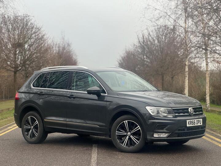 Volkswagen Tiguan 2.0 TDI BlueMotion Tech SE Navigation DSG 4Motion Euro 6 (s/s) 5dr