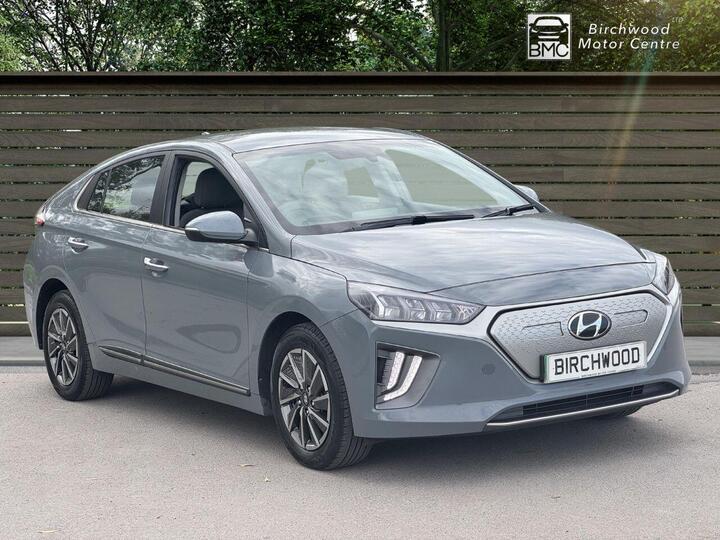 Hyundai IONIQ 38.3kWh Premium Auto 5dr Hyundai IONIQ 38.3kWh Premium Auto 5dr