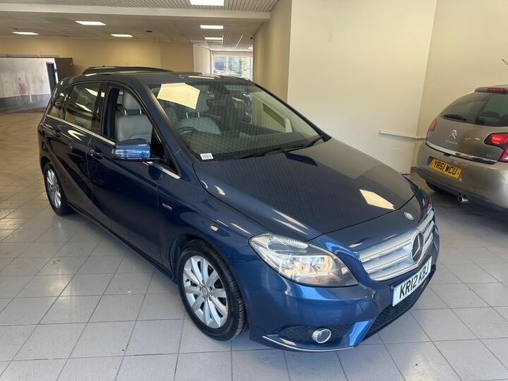 Mercedes-Benz B Class 1.6 B180 BlueEfficiency SE 7G-DCT Euro 5 (s/s) 5dr Mercedes-Benz B Class 1.6 B180 BlueEfficiency SE 7G-DCT Euro 5 (s/s) 5dr