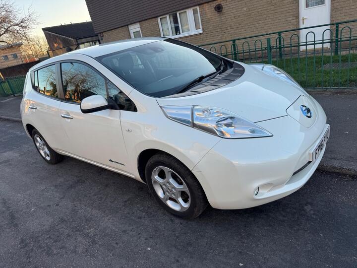 Nissan Leaf 30kWh Acenta Auto 5dr