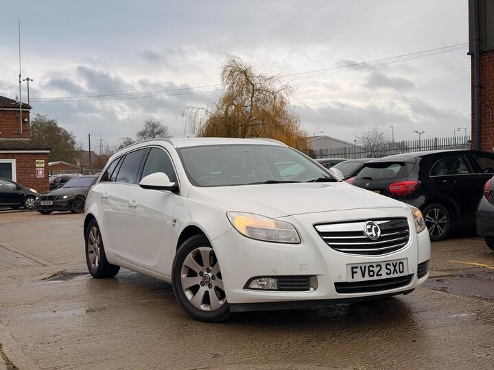 Vauxhall Insignia 2.0 CDTi EcoFLEX SRi Nav Sports Tourer Euro 5 (s/s) 5dr