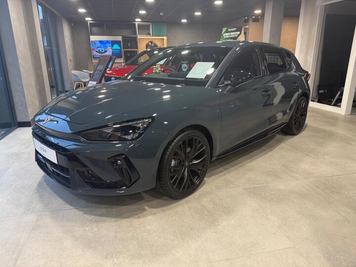 CUPRA Leon 1.5 ETSI Shadow Edition DSG Euro 6 (s/s) 5dr