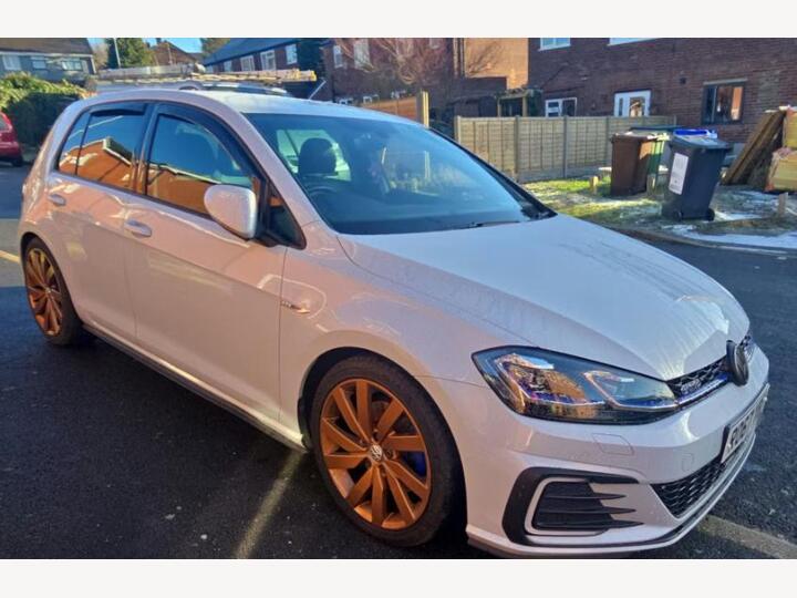 Volkswagen Golf 1.4 TSI 8.7kWh GTE Advance DSG Euro 6 (s/s) 5dr