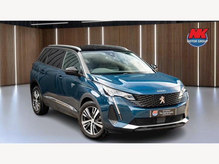 Peugeot 5008 1.2 PureTech Allure Premium + Euro 6 (s/s) 5dr Peugeot 5008 1.2 PureTech Allure Premium + Euro 6 (s/s) 5dr