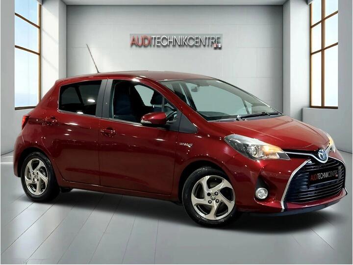 Toyota Yaris 1.5 VVT-h Icon E-CVT Euro 6 (s/s) 5dr