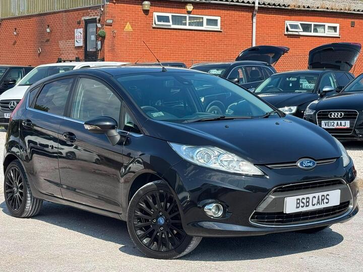 Ford Fiesta 1.4 TDCi DPF Titanium 5dr