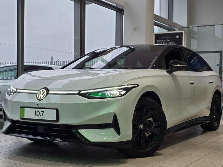 Volkswagen ID.7 Pro S 86kWh Match Plus Fastback Auto 5dr