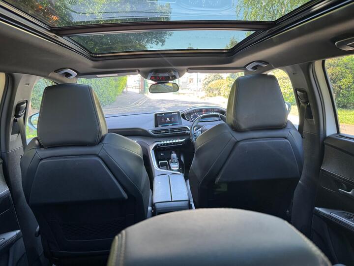 Peugeot 5008 1.2 PureTech GT Line Premium EAT Euro 6 (s/s) 5dr Peugeot 5008 1.2 PureTech GT Line Premium EAT Euro 6 (s/s) 5dr